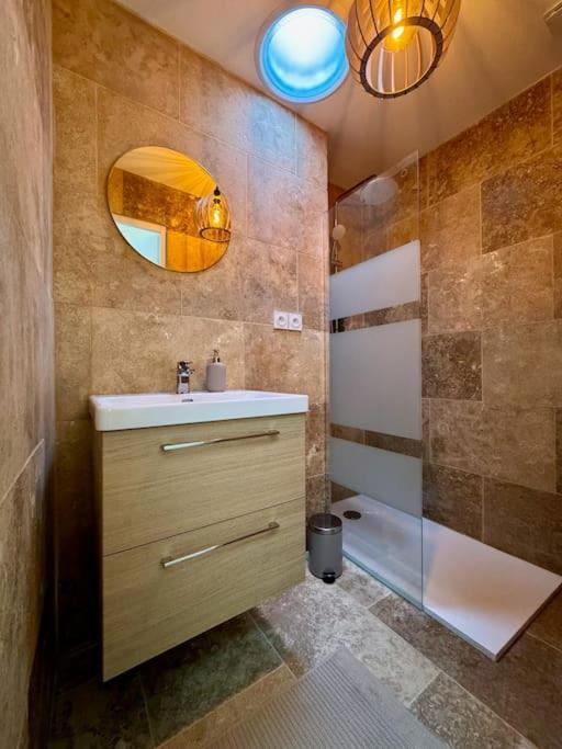 Appartement Lumineux Avec Terrasses ル・リュック エクステリア 写真